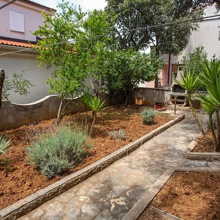 With A Parking Space Mandre, Pag - 4059 Appartamento Mandre