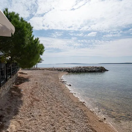 Appartamento With A Parking Space Mandre, Pag - 4059 *